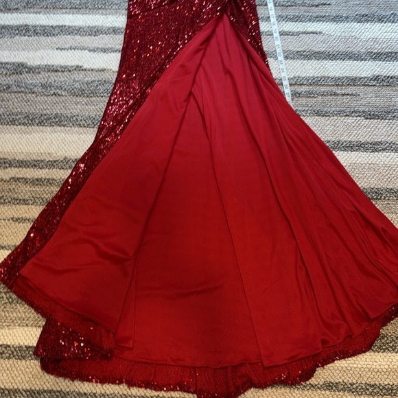 Evening Prom Jovani Sparkling Red Dress Size 4 - Picture 7 of 14